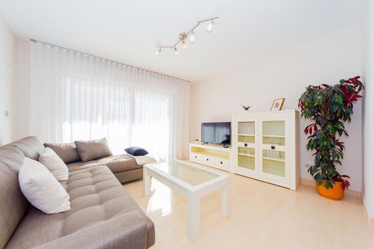 Шикарная Квартира На Первой Линии -Luxury Apartment On The First Line Sea Torrevieja Esterno foto